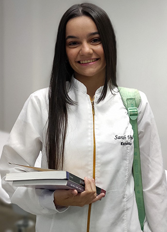 Sarah Vivian Menezes Barbosa